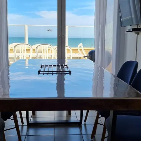 Relais Des Iles Marcouf Holiday home *