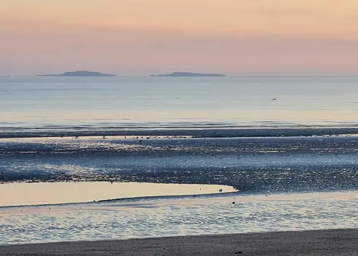 Relais Des Iles Marcouf Saint-Marcouf