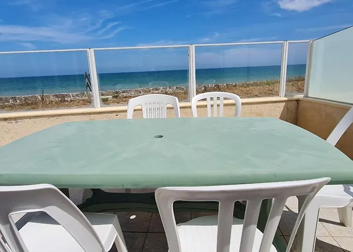 Relais Des Iles Marcouf Saint-Marcouf