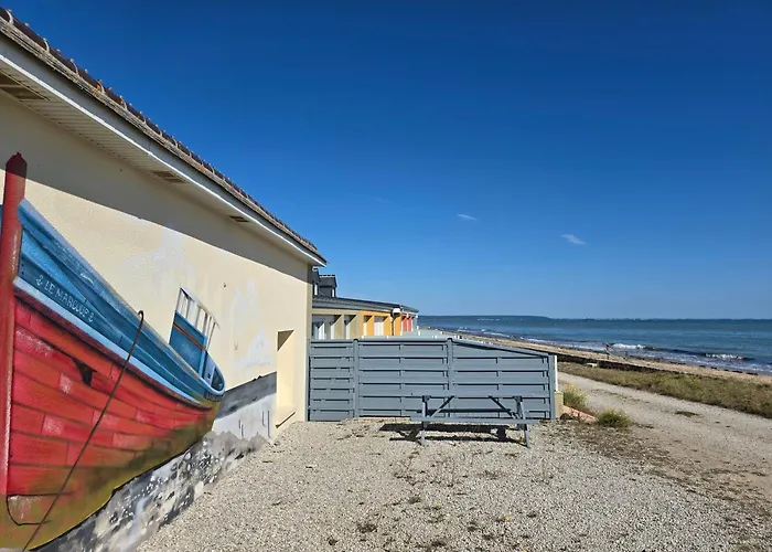 Relais Des Iles Marcouf Дом отдыха *